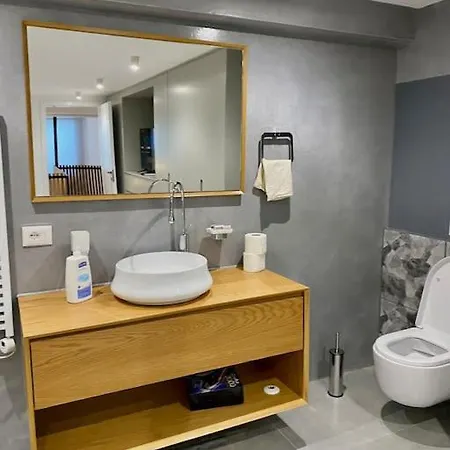 Luxury Loft Apartmán Tirana