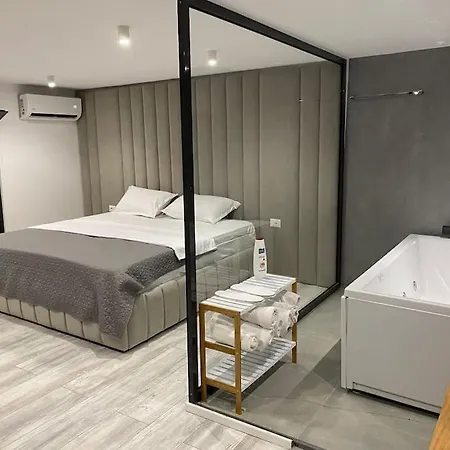 Luxury Loft Apartmán Tirana
